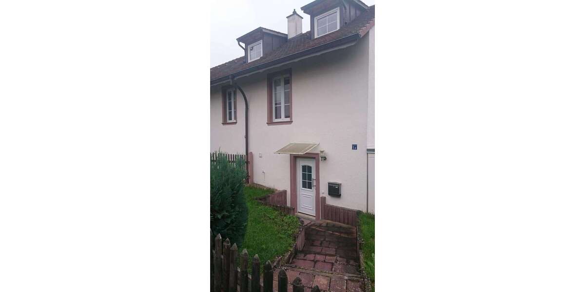Etagenwohnung Lörrach Salzert - 3 Zimmer, 95 m&sup2;, 1.250&euro; | Angebot:27088066