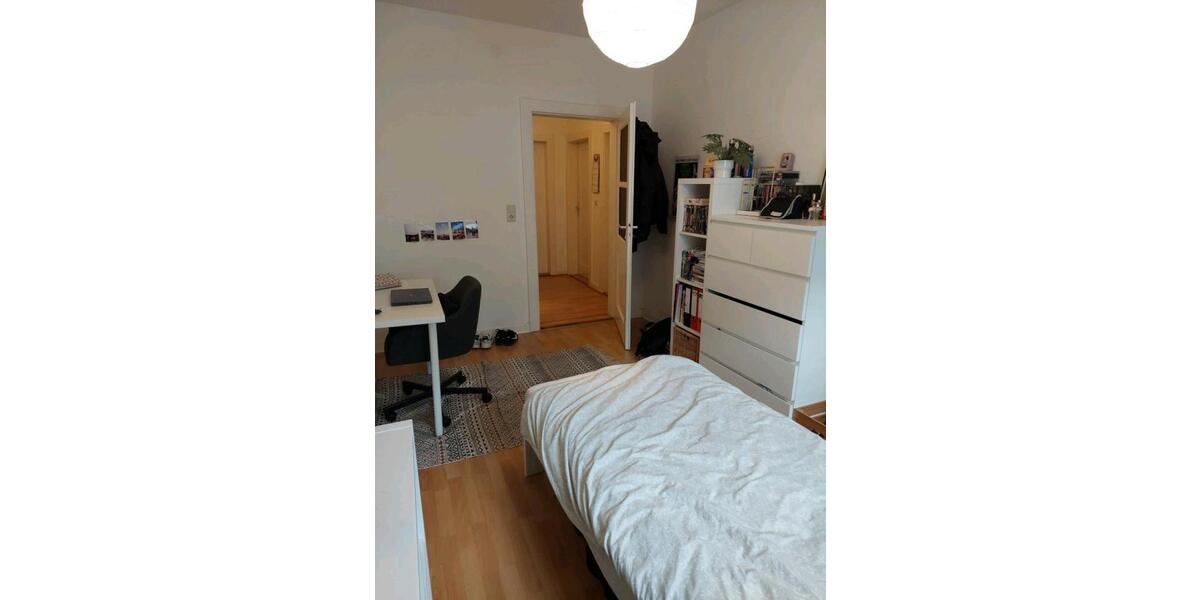 Wohnen auf Zeit Hildesheim Oststadt/Stadtfeld - 1 Zimmer, 12 m&sup2;, 171&euro; | Angebot:26703495