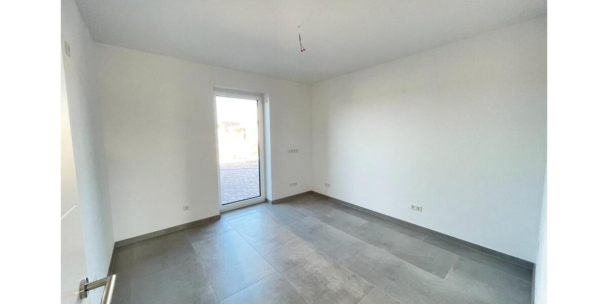 Einfamilienhaus Emden - 3 Zimmer, 95 m&sup2;, 1.350&euro; | Angebot:26051500