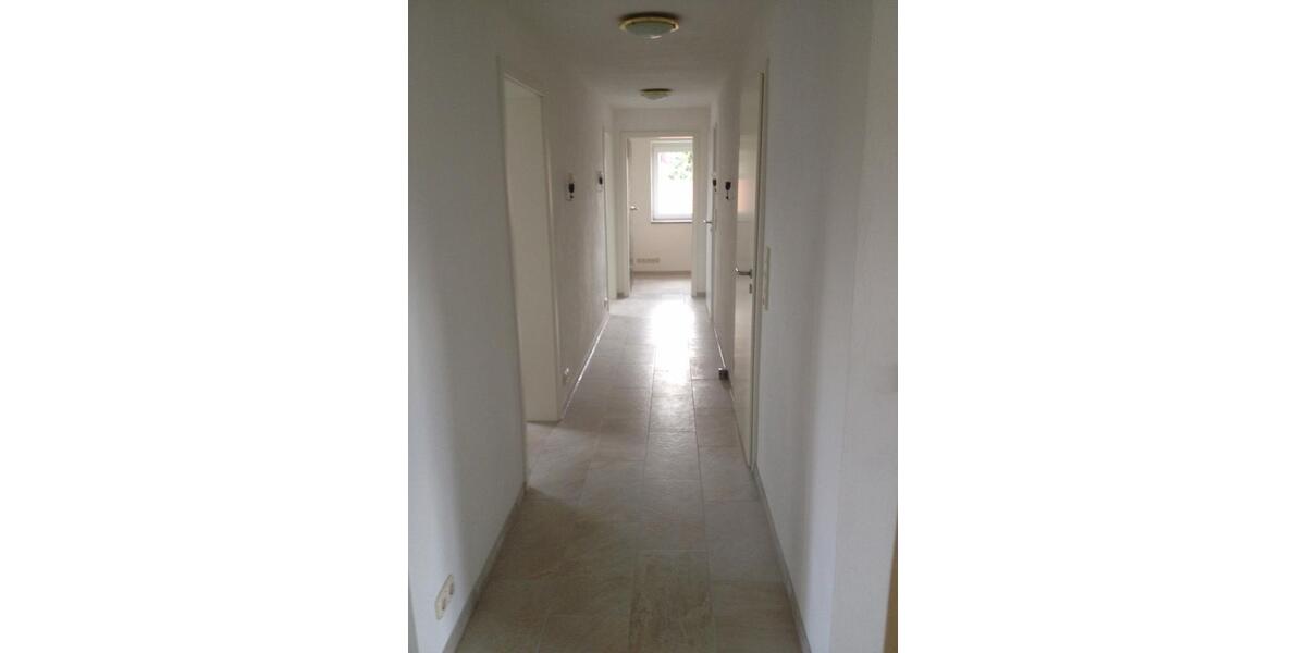 Dachgeschosswohnung in 21272 EGESTORF ZUM 01.05.26 ZU VERMIETEN 4.5 zimmer