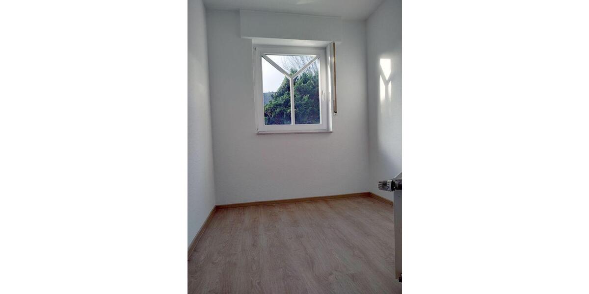Erdgeschoßwohnung Vechta - 3.5 Zimmer, 97 m&sup2;, 860&euro; | Angebot:26698556