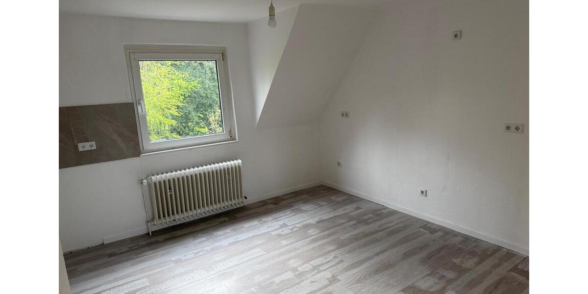 Dachgeschoßwohnung Dortmund Bövinghausen - 4.5 Zimmer, 97 m&sup2;, 930&euro; | Angebot:26617947