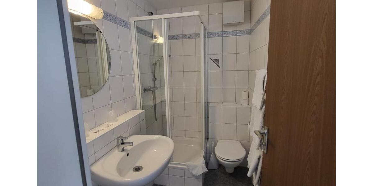 Wohnen auf Zeit Böblingen - 1 Zimmer, 35 m&sup2;, 1.100&euro; | Angebot:26213573