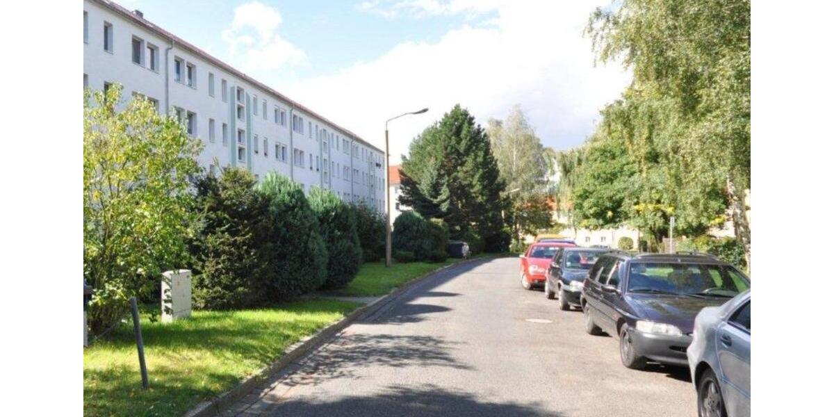 sanierte 1-Raum Wohnung mit Einbauküche Tageslichtbad ab sofort 1 zimmer