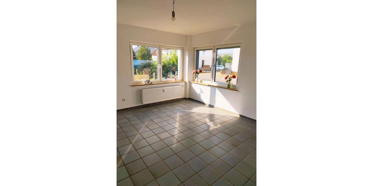 Erdgeschoßwohnung Wadern - 1 Zimmer, 86 m&sup2;, 630&euro; | Angebot:26589495
