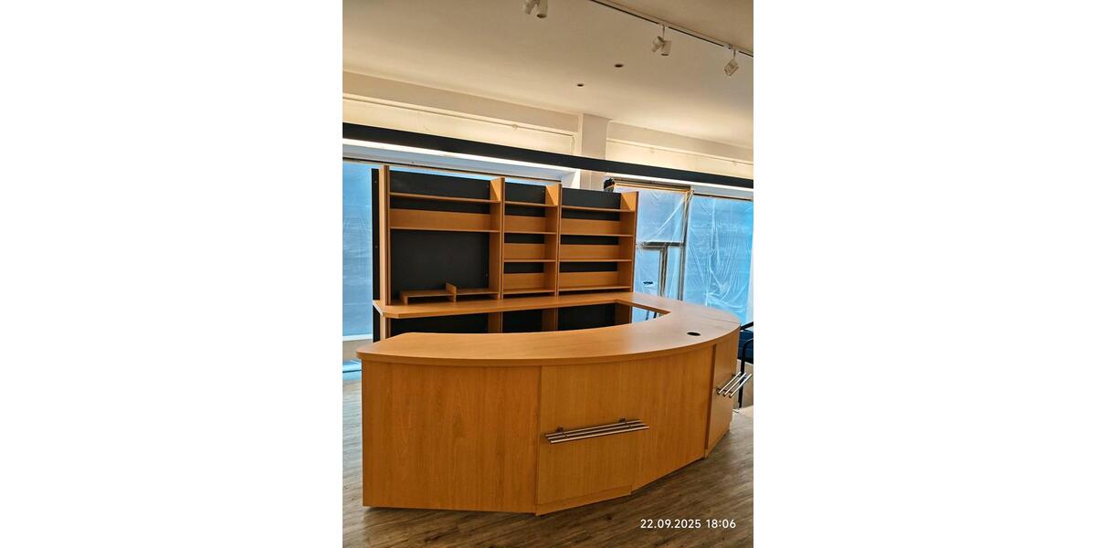 Ladentheke, Ladenausstattung, Ladenregale, einzeln oder zusammen zimmer