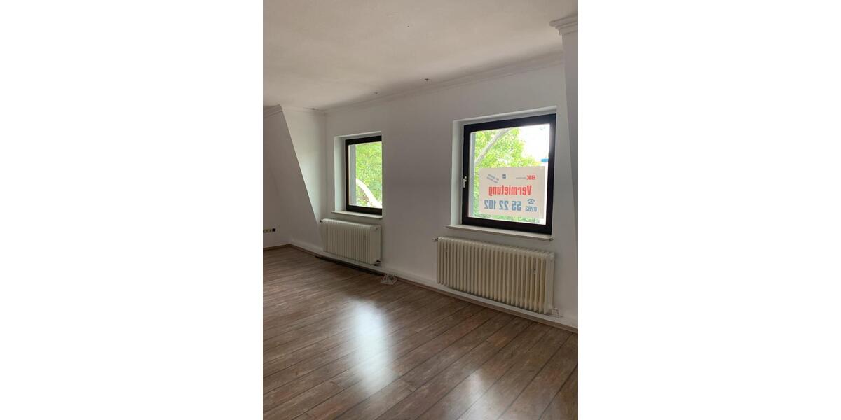 Dachgeschoßwohnung Duisburg Hamborn - 2 Zimmer, 70 m&sup2;, 750&euro; | Angebot:26494678