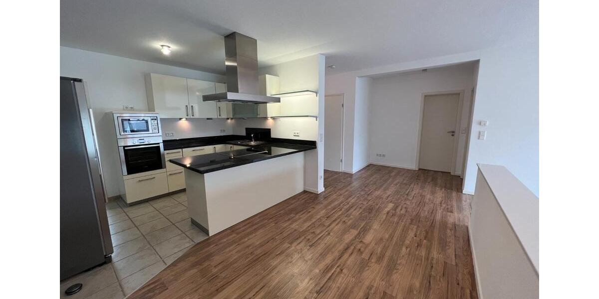 Etagenwohnung Velpke - 4.5 Zimmer, 147 m&sup2;, 1.240&euro; | Angebot:26406029