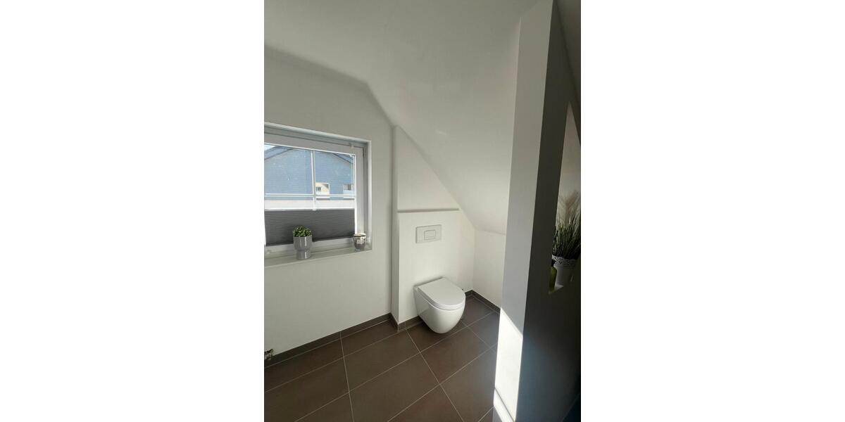 Maisonettenwohnung Finnentrop - 5 Zimmer, 140 m&sup2;, 980&euro; | Angebot:26564952