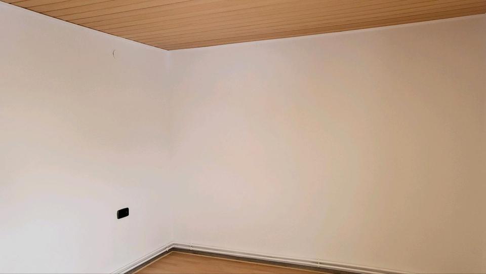 Einfamilienhaus Hillerse - 8 Zimmer, 220 m&sup2;, 1.600&euro; | Angebot:24878290