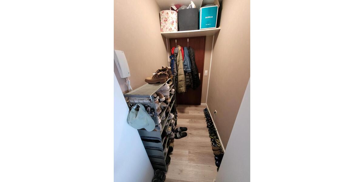 Etagenwohnung Marburg Marbach - 3 Zimmer, 90 m&sup2;, 1.300&euro; | Angebot:25965708