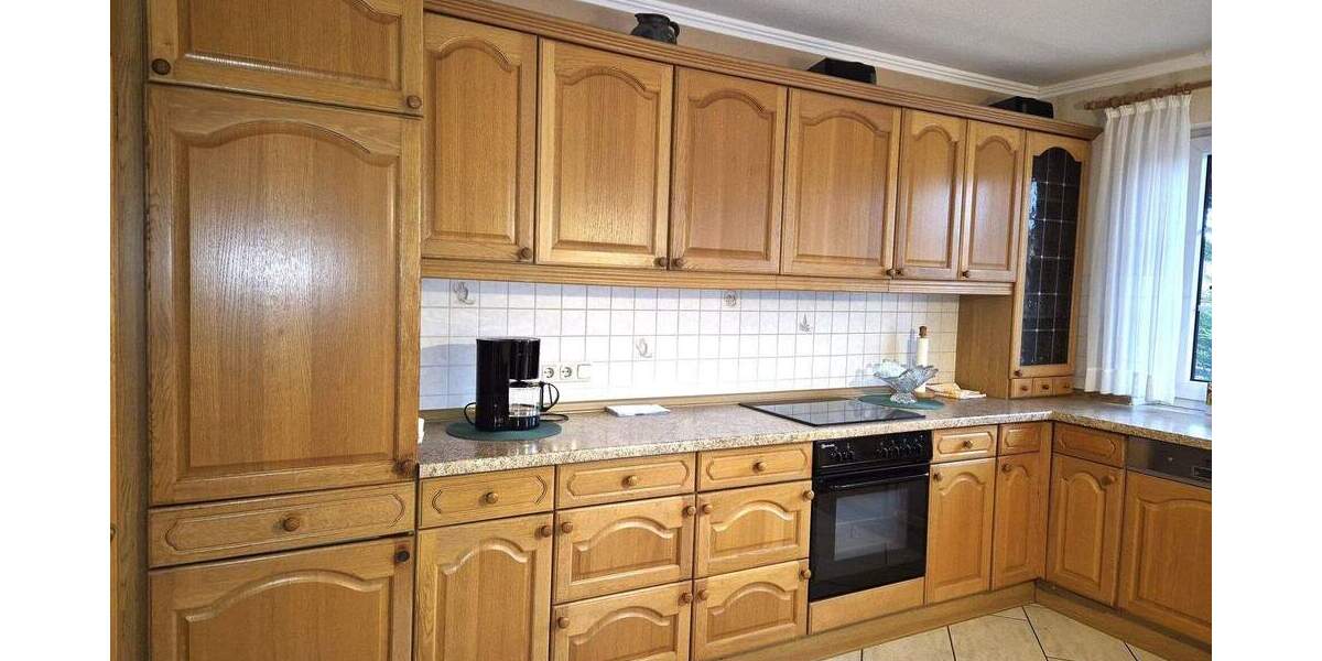 Einfamilienhaus Saterland / Scharrel (Oldenburg) Scharrel - 7 Zimmer, 246 m&sup2;, 1.200&euro; | Angebot:24873775