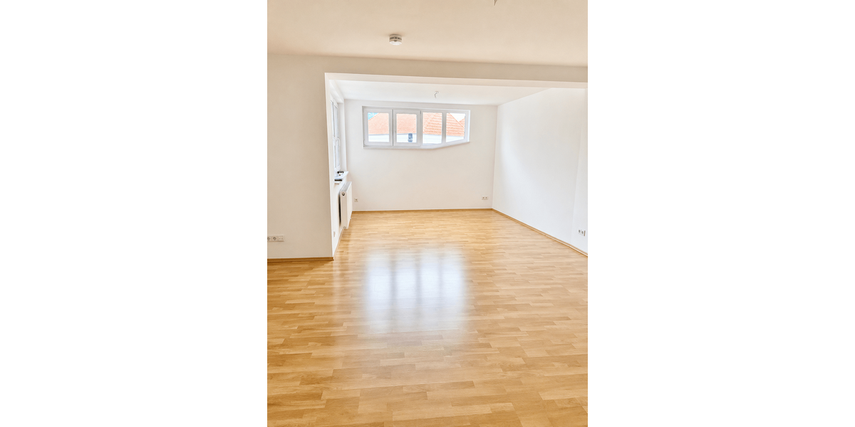 Etagenwohnung Königs Wusterhausen - 2 Zimmer, 79 m&sup2;, 1.050&euro; | Angebot:27294555