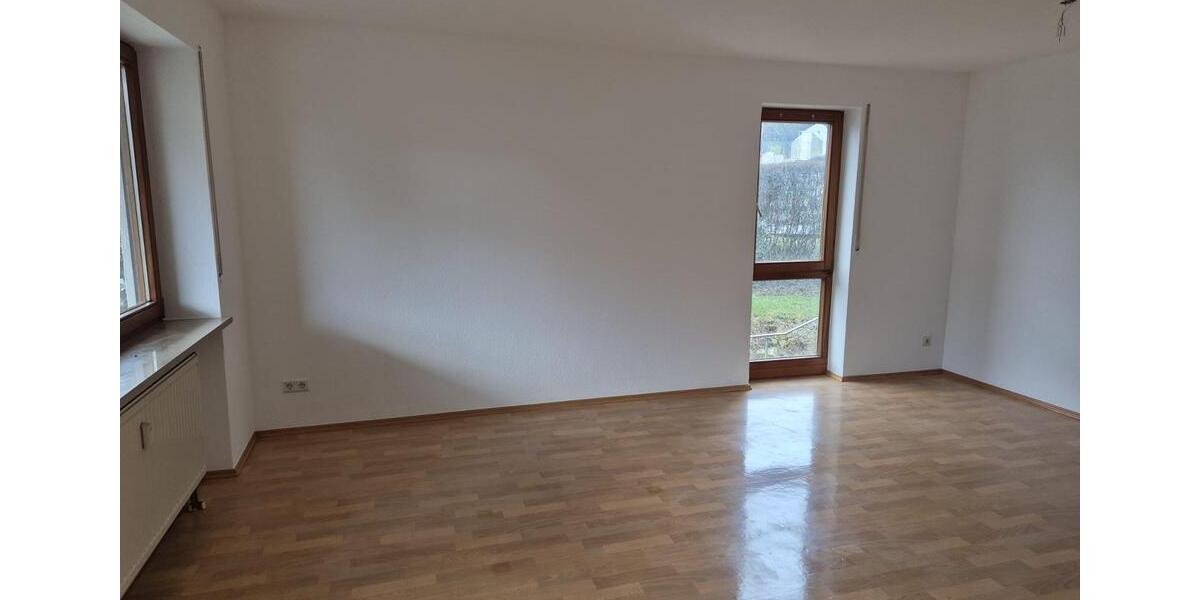 Etagenwohnung Stockach - 4 Zimmer, 106 m&sup2;, 1.300&euro; | Angebot:24510134