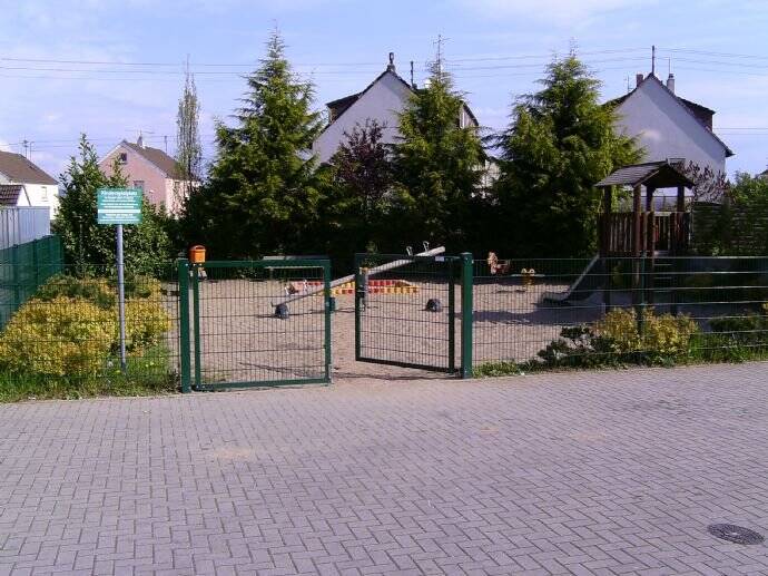 Etagenwohnung Weißenthurm - 4 Zimmer, 96 m&sup2;, 765&euro; | Angebot:25680270