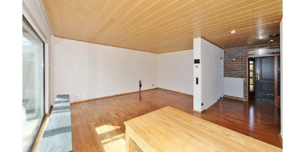 Doppelhaushälfte Wilhelmshaven-Aldenburg Neuende - 5 Zimmer, 141 m&sup2;, 1.100&euro; | Angebot:26741173