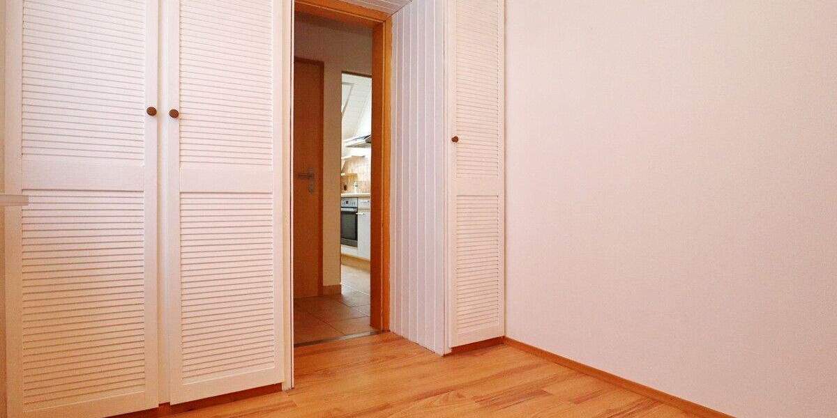 Großräumige 2,5-Zimmer Wohnung auf zwei Ebenen in Henstedt-Ulzburg 2 zimmer