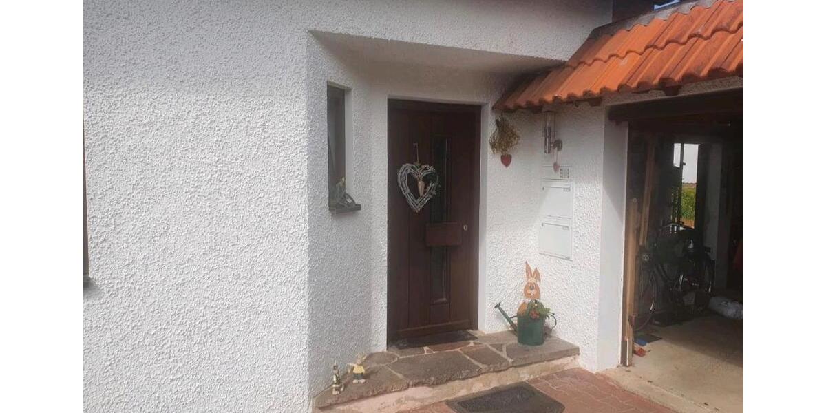 Etagenwohnung Neckarsulm - 2.5 Zimmer, 89 m&sup2;, 930&euro; | Angebot:26671621