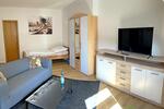 (EF0113_Y) Erfurt: Löbervorstadt, möbliertes Zimmer in schöner Wohnlage mit eigenem Bad, an Wochenendheimfahrer 1 zimmer
