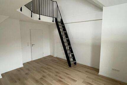 Wohnen auf Zeit Nürnberg Eberhardshof - 5 Zimmer, 145 m&sup2;, 300&euro; | Angebot:26492689