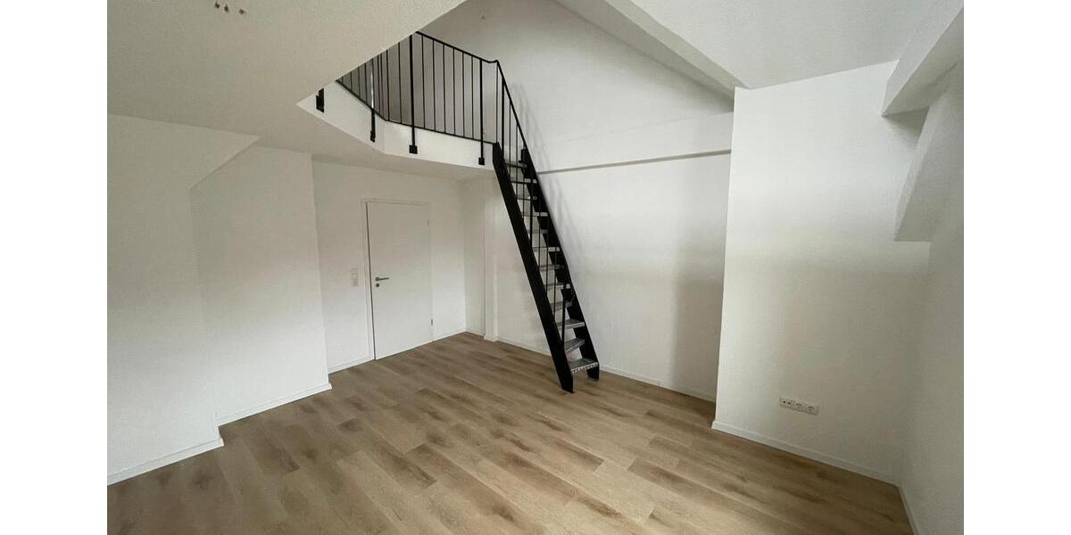 Wohnen auf Zeit Nürnberg Eberhardshof - 5 Zimmer, 145 m&sup2;, 300&euro; | Angebot:26492689