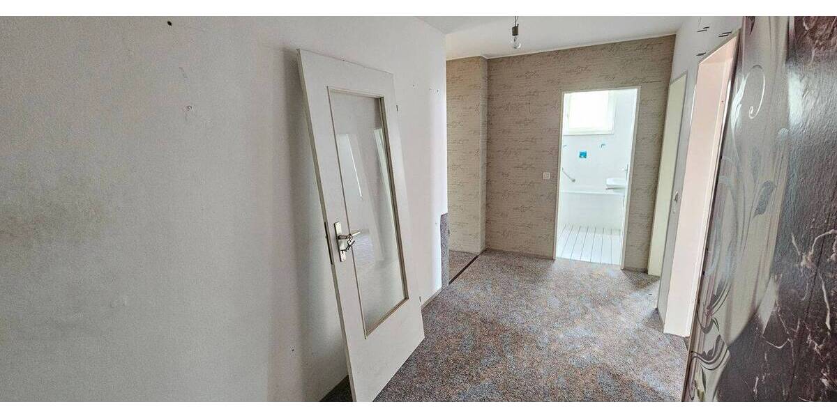 Etagenwohnung Amberg - 3 Zimmer, 74 m&sup2;, 447&euro; | Angebot:26154783