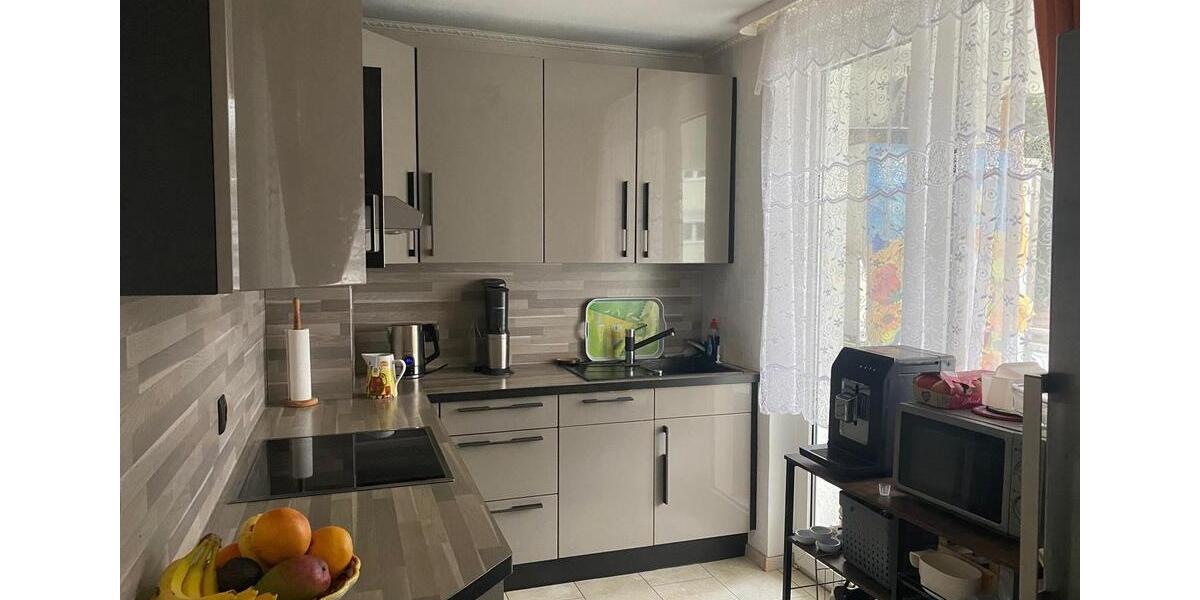 Etagenwohnung Wuppertal Arrenberg - 3 Zimmer, 100 m&sup2;, 950&euro; | Angebot:25960317