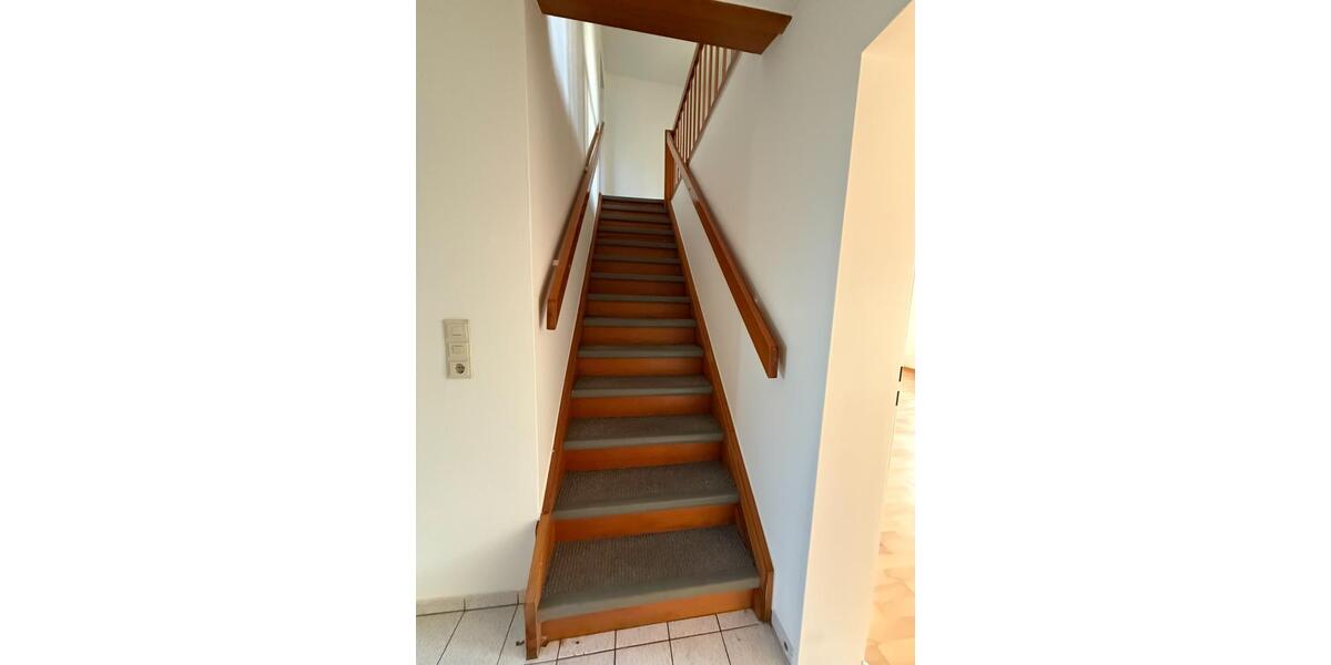 Etagenwohnung Kellinghusen - 4 Zimmer, 120 m&sup2;, 880&euro; | Angebot:24878266