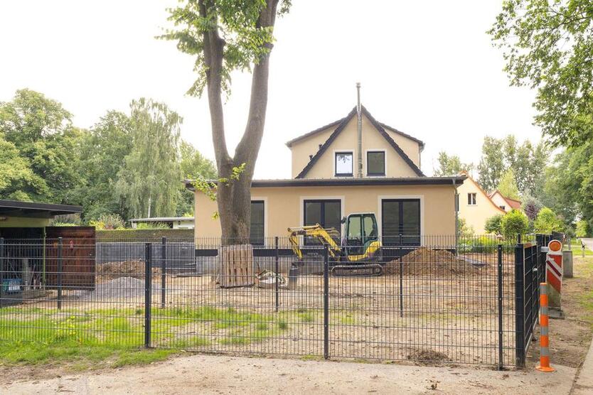 Doppelhaushälfte mit großem Garten in Potsdam zimmer