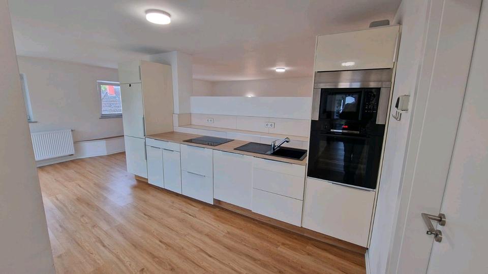 Erdgeschoßwohnung Siegen - 1 Zimmer, 80 m&sup2;, 800&euro; | Angebot:26137566