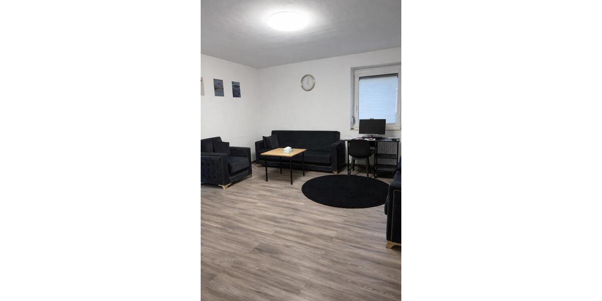 Erdgeschoßwohnung Augsburg Lechhausen - 1 Zimmer, 84 m&sup2;, 1.750&euro; | Angebot:25553092