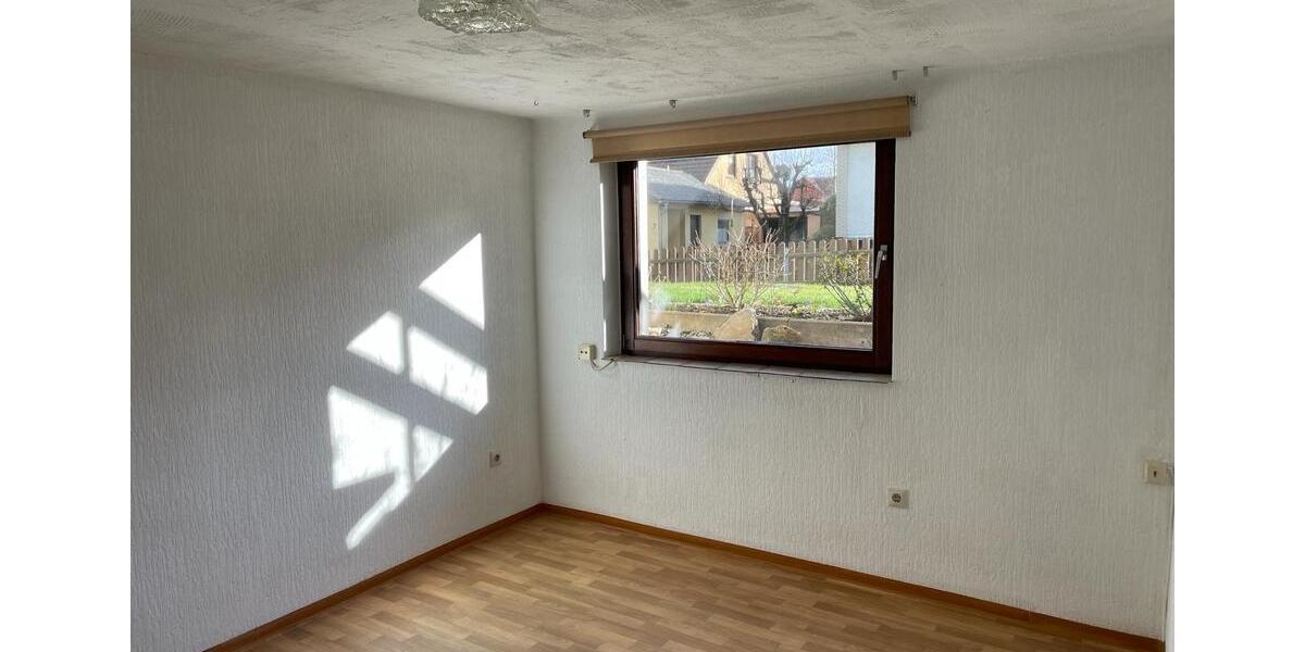 Souterrain Wohnung in Obernjesa, 10km südlich von Göttingen 2 zimmer