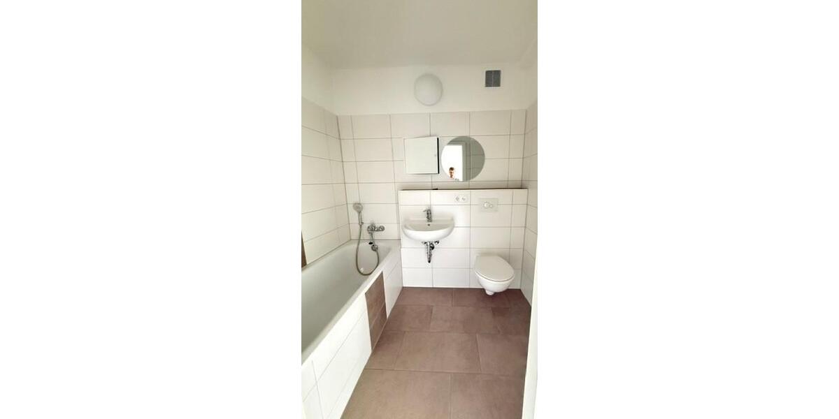 Etagenwohnung Bernsdorf - 1 Zimmer, 31 m&sup2;, 115&euro; | Angebot:26688119