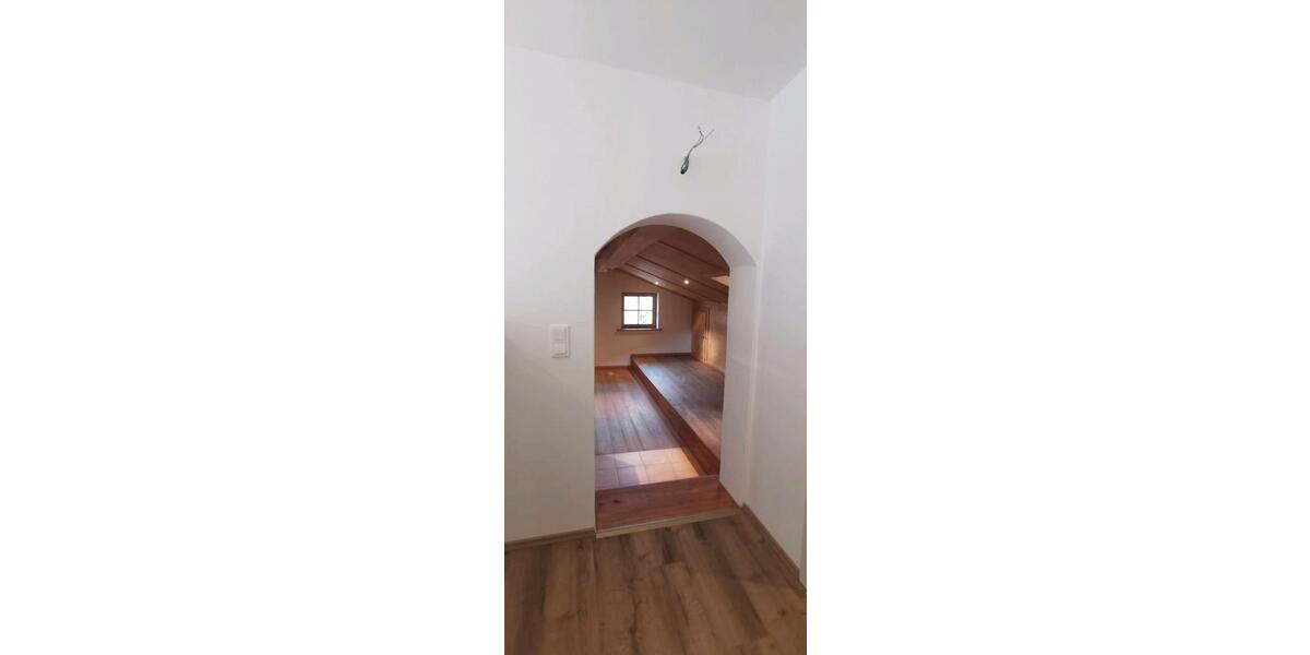 Etagenwohnung Rottach-Egern Egern - 2 Zimmer, 84 m&sup2;, 1.400&euro; | Angebot:25332304