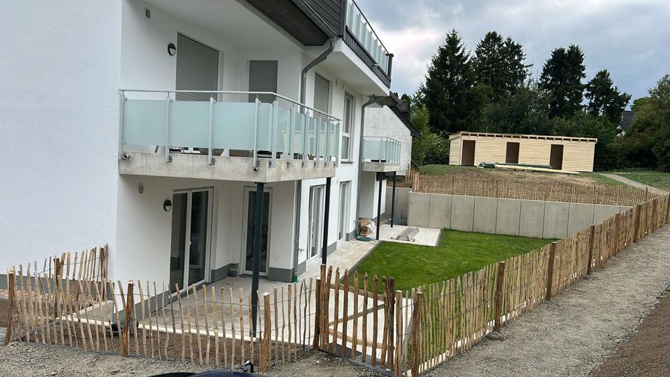 Dachgeschoßwohnung Dahlem - 3 Zimmer, 104 m&sup2;, 1.248&euro; | Angebot:24597544