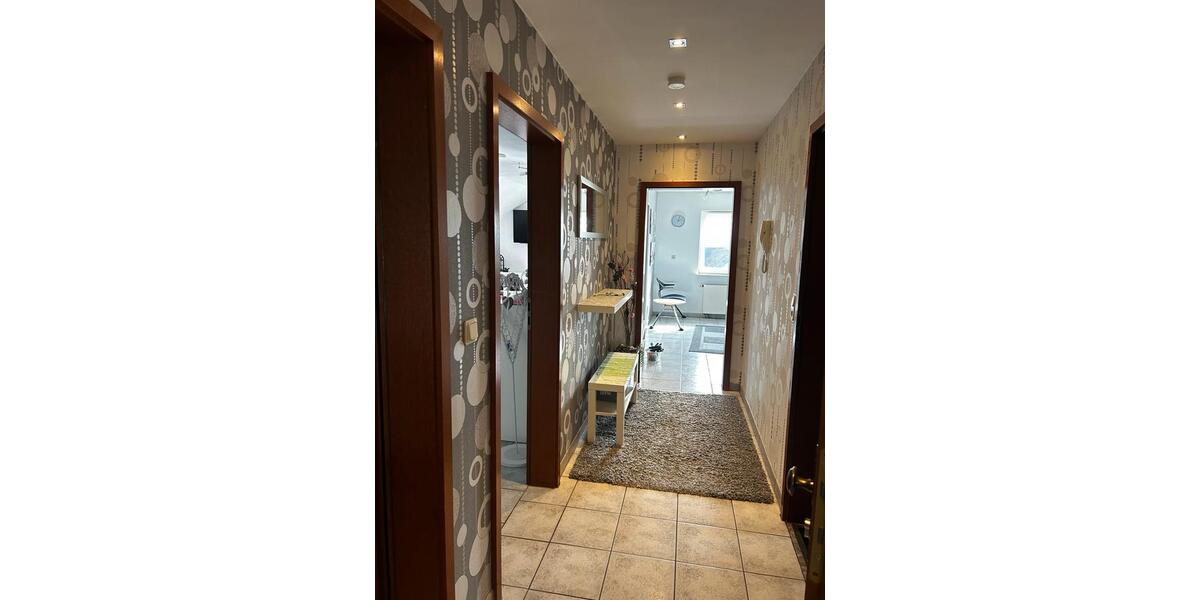 Dachgeschoßwohnung Ötzingen - 3 Zimmer, 87 m&sup2;, 750&euro; | Angebot:25407951