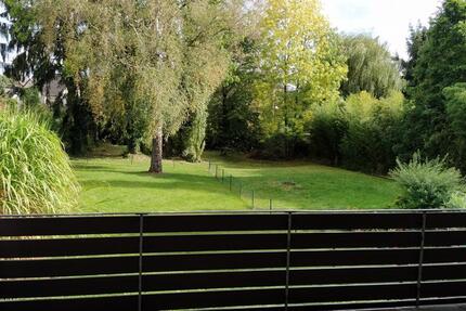 Helle renovierte Altbauwohnung im Erdgeschoss mit großem Garten 3 zimmer