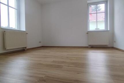 Wohnung Eibenstock - 2 Zimmer, 53 m&sup2;, 267&euro; | Angebot:25756479