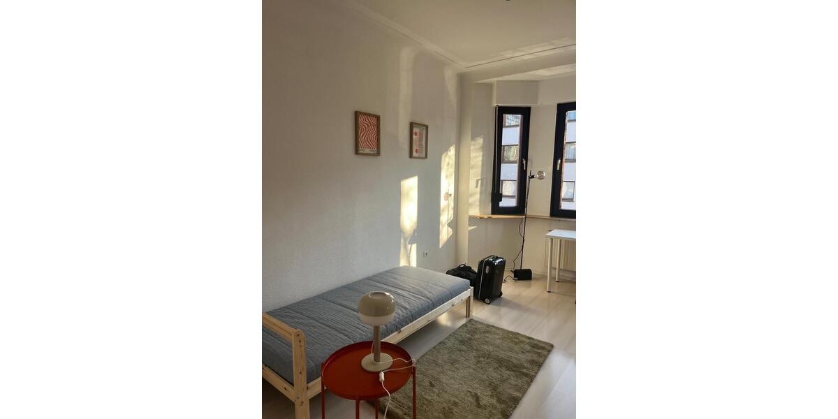 Etagenwohnung Pforzheim Weststadt - 1 Zimmer, 20 m&sup2;, 540&euro; | Angebot:25935935