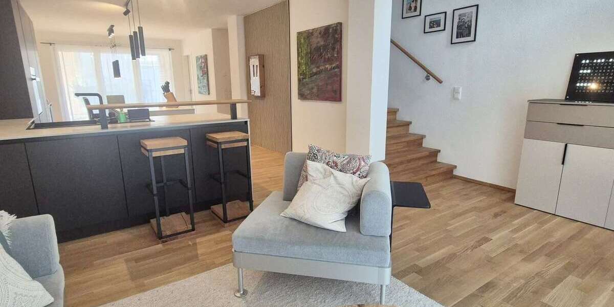 Etagenwohnung Ulm Söflingen - 4.5 Zimmer, 149 m&sup2;, 2.180&euro; | Angebot:27152331
