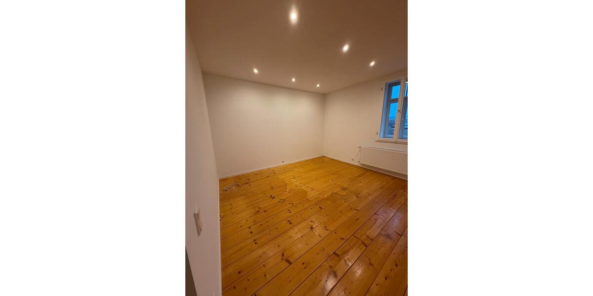 Etagenwohnung Beverungen - 2 Zimmer, 80 m&sup2;, 850&euro; | Angebot:25180624