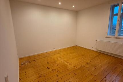 Wohnung Beverungen - 2 Zimmer, 80 m&sup2;, 850&euro; | Angebot:25180624