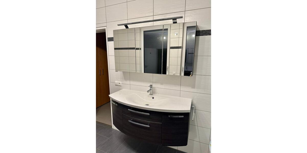 Wohnen auf Zeit Kissing - 4 Zimmer, 12 m&sup2;, 20&euro; | Angebot:18821450