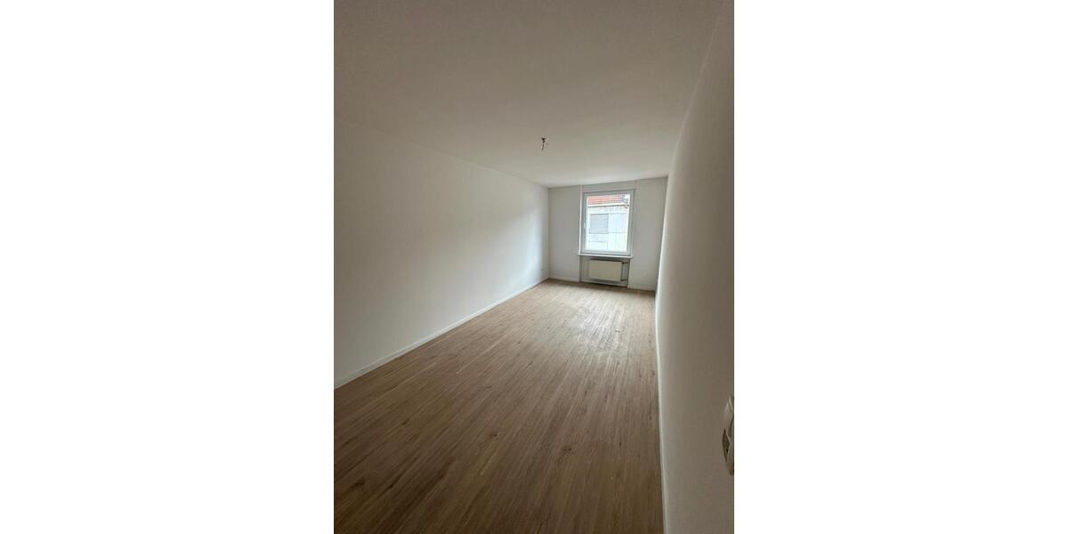 Etagenwohnung Ludwigshafen am Rhein - 2 Zimmer, 46 m&sup2;, 760&euro; | Angebot:25883453