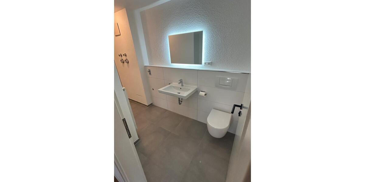 Etagenwohnung Rottenburg am Neckar - 3.5 Zimmer, 73 m&sup2;, 950&euro; | Angebot:25238727