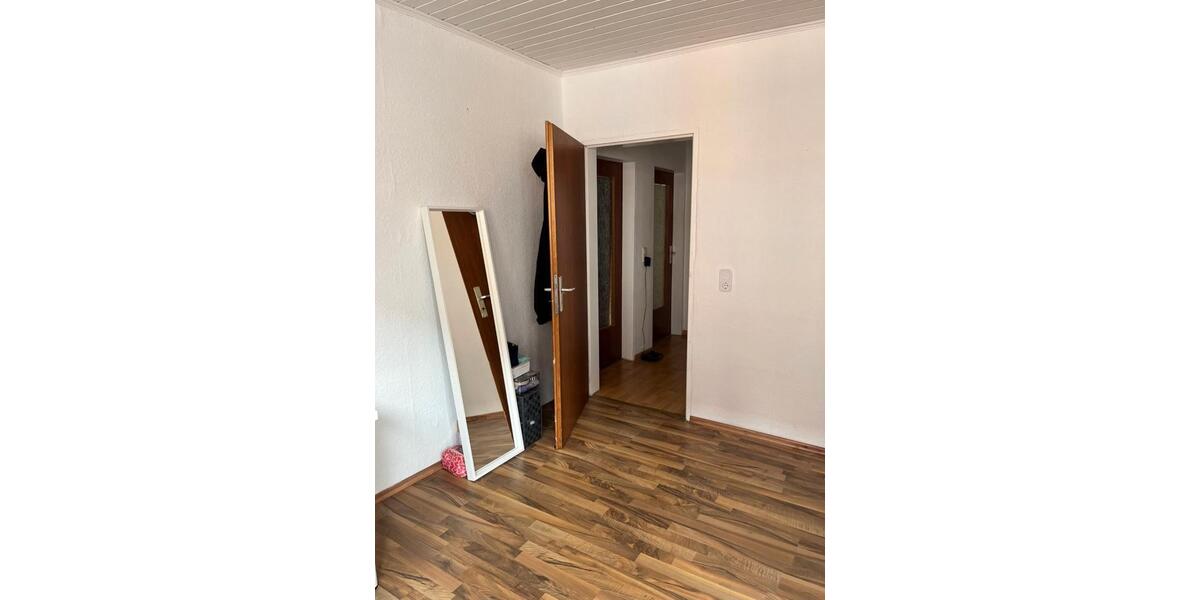 Wohnen auf Zeit Hildesheim Oststadt/Stadtfeld - 1 Zimmer, 17 m&sup2;, 300&euro; | Angebot:26535757