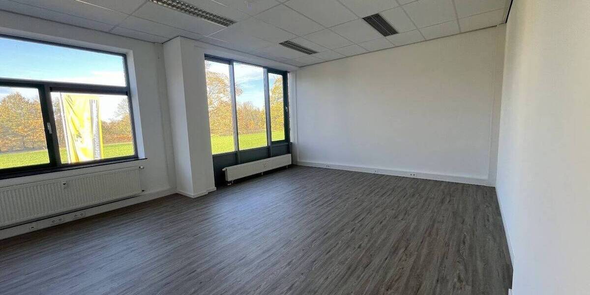Gewerbeobjekt Kranenburg Nütterden - 4 Zimmer, 187 m&sup2;, 1.919&euro; | Angebot:25701243