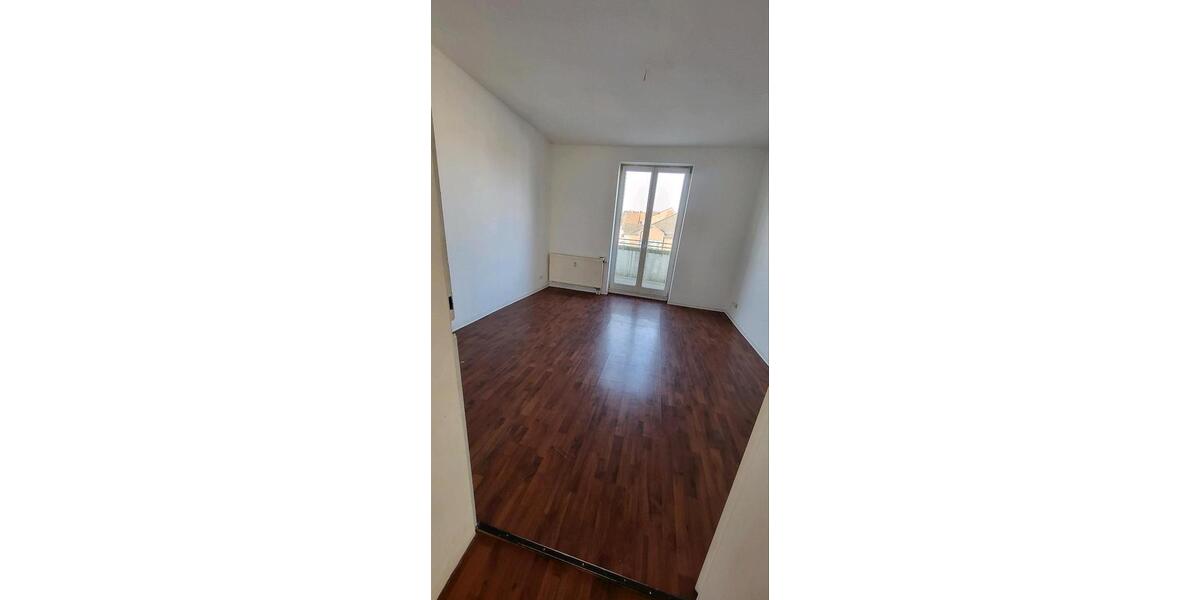 Wohnen auf Zeit Hannover Vahrenwald-List - 4 Zimmer, 93 m&sup2;, 580&euro; | Angebot:24827751