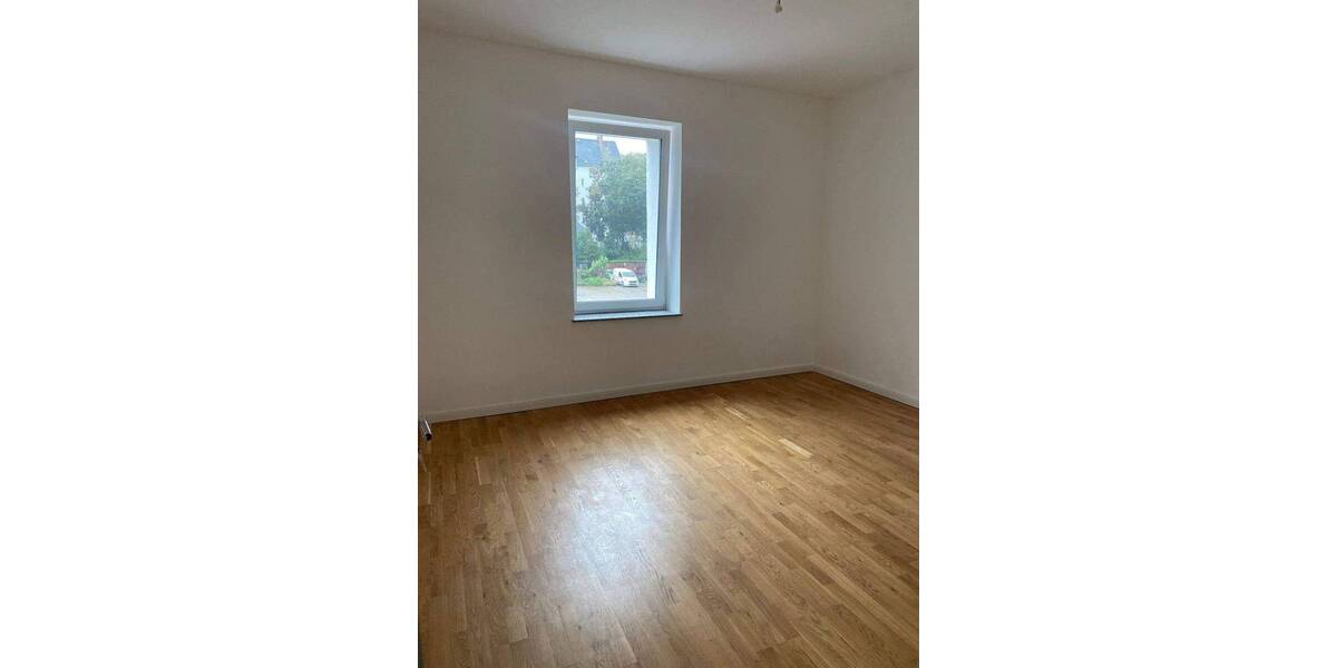 Etagenwohnung Chemnitz Yorckgebiet - 2 Zimmer, 76 m&sup2;, 456&euro; | Angebot:26843674
