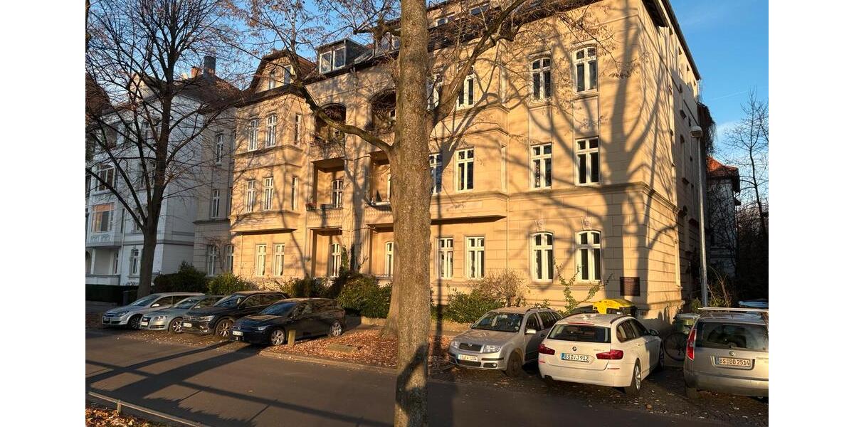 An der Paulikirche 6, repräsentative Altbau in 38102 Braunschweig 4 zimmer